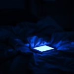 How Bedtime Doomscrolling Delays Sleep Onset and Lowers Sleep Quality
