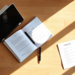 Should I Do a One-Week Screen Detox to Fix Anxiety, Insomnia, and Focus?